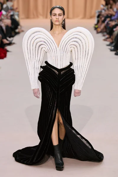 Look 44